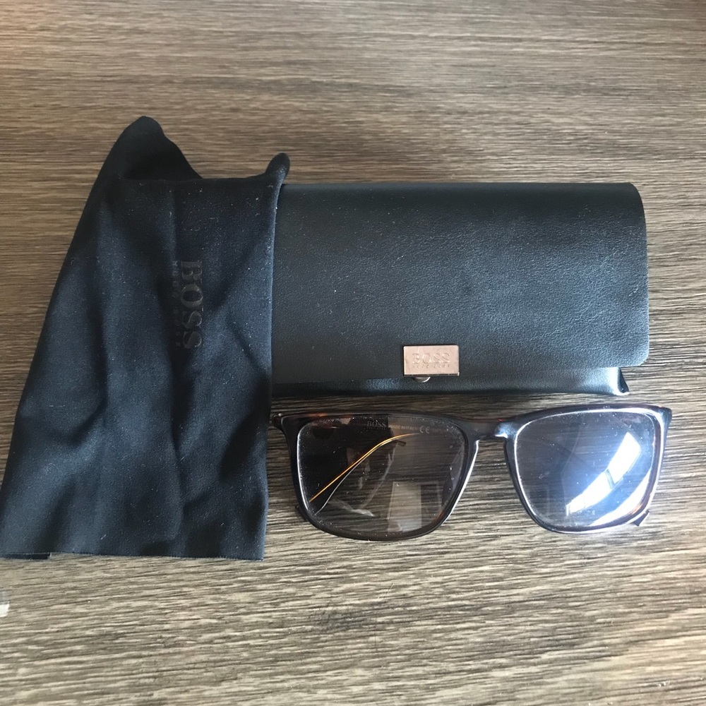 Men’s Hugo boss sunglasses
